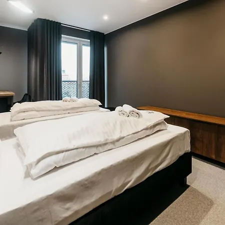 Park Apartment