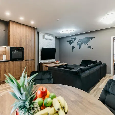 Park Apartment *